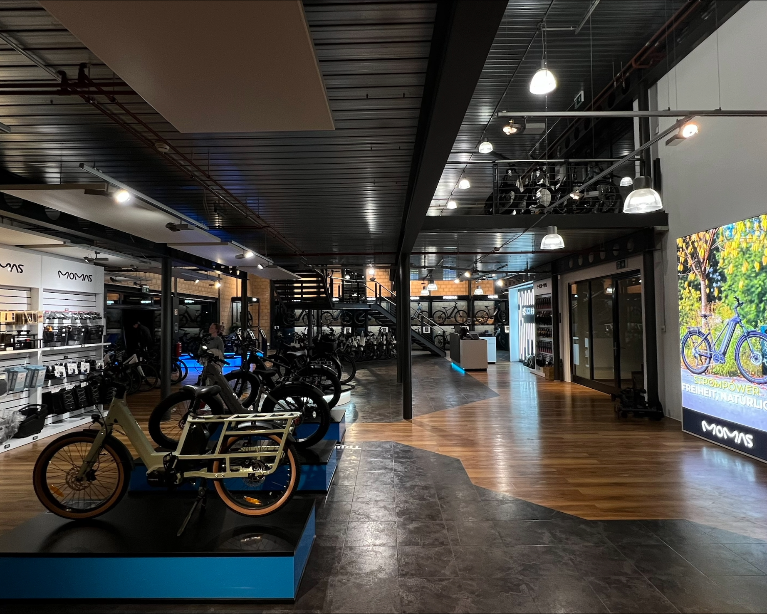 E-Wheels Bern – Detaljvisning des Stores